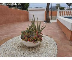 Chalet Exclusivo en Calle Sin Salida con Piscina y Apartamento Independiente