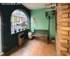 Chalet adosado en el centro de Alfaz del Pi con múltiples posibilidades