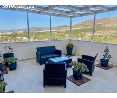 Impresionante ático en venta en la zona Vía Parque de Benidorm