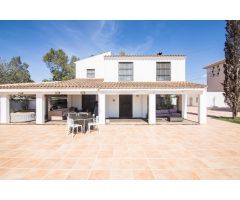 Villa en Venta en Santa Pola, Alicante