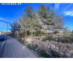 ¡Oportunidad única! Solar en venta en el centro de La Nucía con posibilidad de construir 27 vivienda