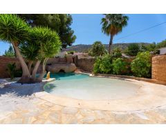 Villa en Venta en Alfaz del Pí / LAlfàs Del Pi, Alicante