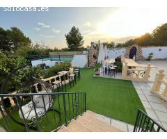 Chalet en Venta en la Nucia, Alicante