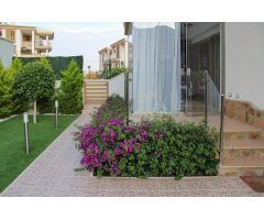 Encantador chalet adosado en venta en Finestrat