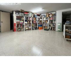 Amplio local comercial en venta en Villajoyosa