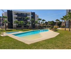 Moderno Ático de 2 habitaciones en excellente estado - Orihuela Costa