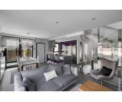 Casa independiente en venta en calle Maria San Gil Noain Torrevieja