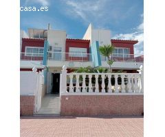 Magnífico chalet adosado en Torrevieja