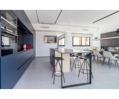 Villa en Venta en La Marina, Alicante