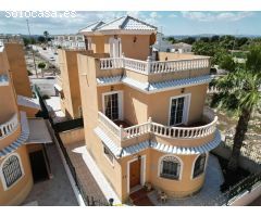 ¡Tu nuevo hogar en La Marina Oasis, San Fulgencio, te espera!