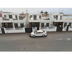 Exclusiva Villa de Lujo en San Pedro del Pinatar – Un Hogar de Ensueño