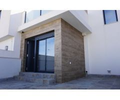 Adosado de obra nueva en San Pedro del Pinatar – Zona Los Peñascos-El Salero-Los Imbernones