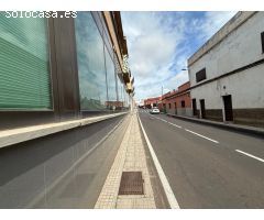 Gran Local en Venta en La Laguna - Espacio que Impulsa a tu Negocio