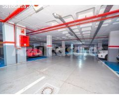 Estupenda plaza de garaje en venta en PAU II