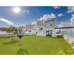 Fantásticos chalets de obra nueva de 3 dormitorios con solárium en Cotoveta, Mutxamel