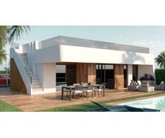 LUJOSA VILLA DE 4 DORMITORIOS Y 3 BAÑOS ORIENTADA AL SUR