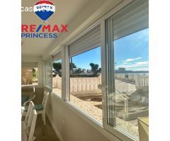 Exclusiva Propiedad en Calle Sol Naciente, Playa Albufereta con Espectaculares Vistas al Mar