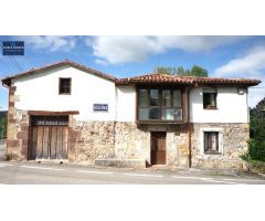 Casa de Pueblo en Venta en Medio Cudeyo, Cantabria
