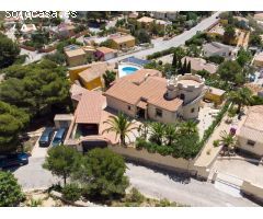 Villa con vista al mar