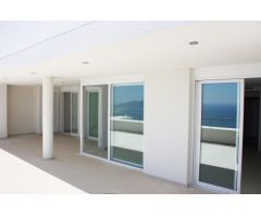 ¡Ático de ensueño en Altea Hills con vista al mar!