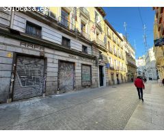 calle Espoz y Mina inmueble para convertir en apartamentos de alquiler de temporada