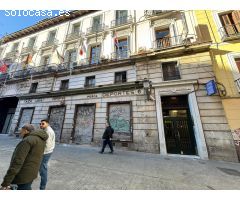 calle Espoz y Mina inmueble para convertir en apartamentos de alquiler de temporada