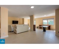 Chalet de lujo en urbanización Campodon