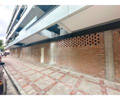 Unico local a la venta en Edificio España