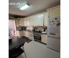 Las Lagunas, Zona Care - Adosado 3 Dormitorios, Solarium y Sótano (Precio negociable)