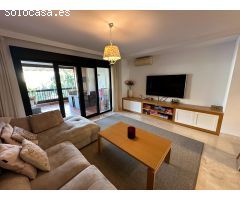 San Pedro de Alcántara - Pisazo de 3 Dormitorios, Gran Terraza, Garaje y Trastero