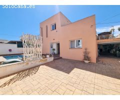 Chalet en Venta en Alfaz del Pí / LAlfàs Del Pi, Alicante