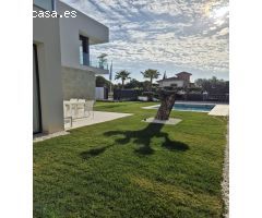 Villas de lujo de obra nueva en Sierra Cortina: tu sueño hecho realidad