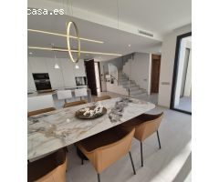 Villas de lujo de obra nueva en Sierra Cortina: tu sueño hecho realidad