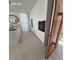 Villas de lujo de obra nueva en Sierra Cortina: tu sueño hecho realidad