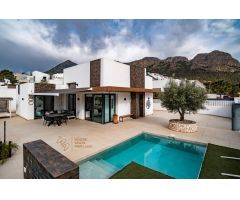 Moderno chalet independiente de reciente construcción – todo en una sola planta