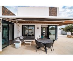 Moderno chalet independiente de reciente construcción – todo en una sola planta