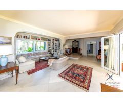 Villa de Lujo en Venta en Mijas Costa, Málaga