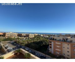 Exclusivo Ático Dúplex con Solárium y Vistas Panorámicas en Torremolinos