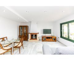 Gran Casa Adosada Reformada en La Capellanía, Benalmádena
