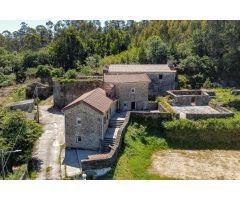 Preciosa casa rural con terreno enorme en Dumbría