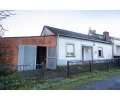 Casa soleada para reformar en A Baña
