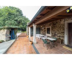 Casa rural rehabilitada en Frades