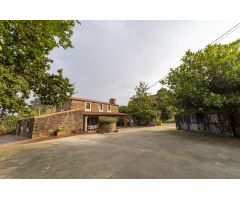 Casa rural rehabilitada en Frades