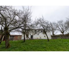Chalet en Venta en Palas de Rei, Lugo
