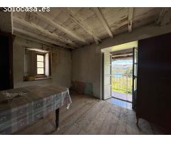 Casa con vistas a la ría de O Barqueiro para restaurar – Oportunidad de inversión turística