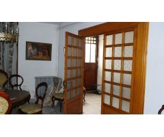 Chalet en Venta en Lugones, Lugo