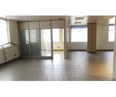 Local comercial en Venta en Lugones, Lugo