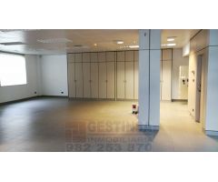 Local comercial en Venta en Lugones, Lugo