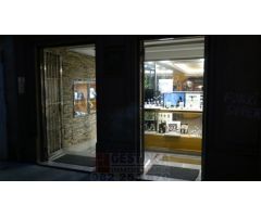 Local comercial en Venta en Lugones, Lugo
