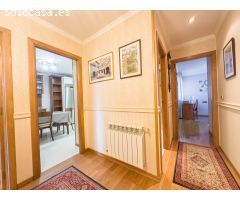 Piso en Venta en Ronda da Muralla